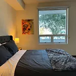 2Br Weho Mid Century Luxury Condo